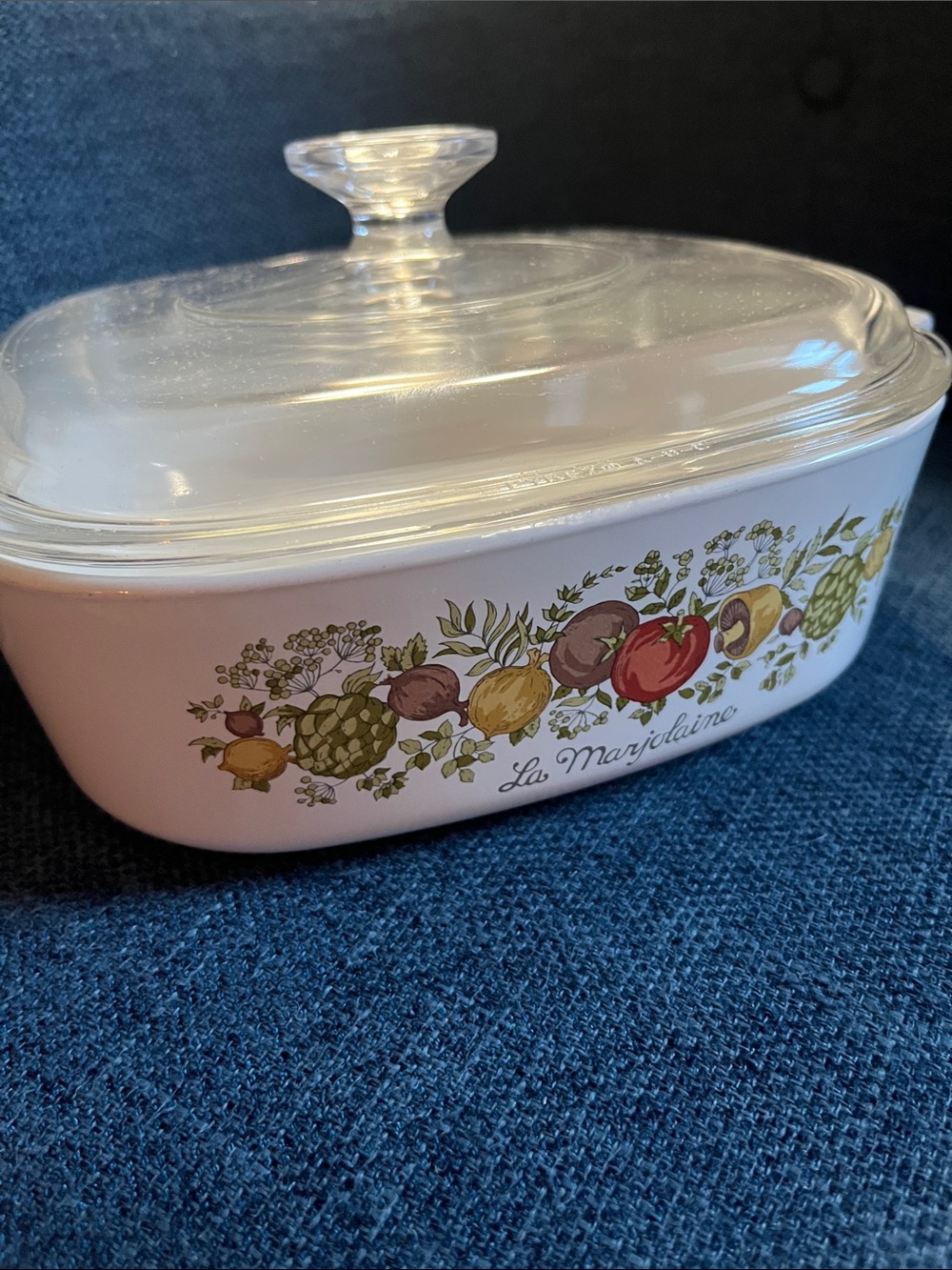 2 Qt Corningware Spice if Life
La Marjolaine White Covered Casserole Bakeware
